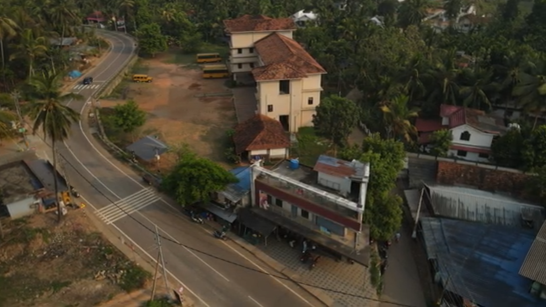 Shop & Office Space for Rent in Velumbiyampadam